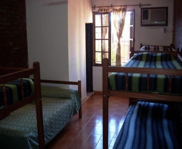 El Guembe Hostel House Puerto Iguazú Rum bild